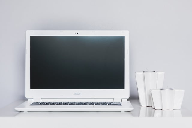 Chromebook versus laptop